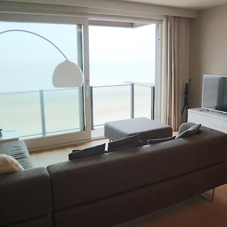 Ab A1003 Casino With Prime Location Apartment Nieuwpoort